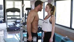 gym exercise - Kinky workout - Faperoni Porn Videos