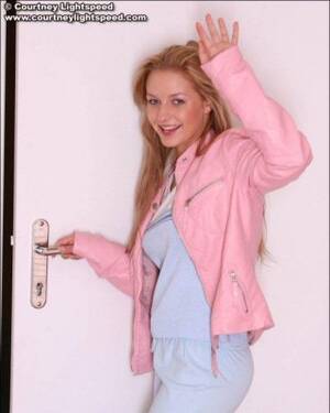 courtney lightspeed gives a handjob - Tasha Courtney Nude Porn Pics Leaked, XXX Sex Photos app.page 16 - PICTOA