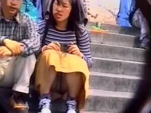 French Upskirt Porn - French upskirt - ZB Porn