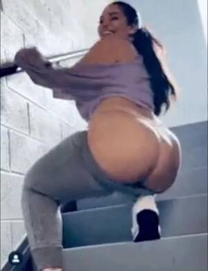 Anal Vore Real - Girl anal vore gif with audio 2 - ThisVid.com