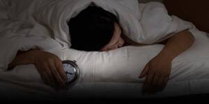 drunk sleep - Sleeping Assistants' Are Talking Chinese Insomniacs to Sleep