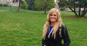 Leila Swan Anal - Loading Photo