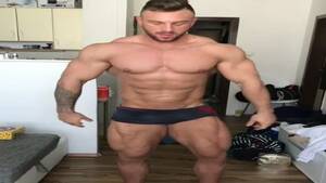 Czech Muscle Porn - GayForIt.eu - Cute czech bodybuilder