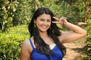 Hd Tits Wallpapers 1080p - in this post Daisy Shah Open Big Boobs Nipple Ass XXX Porn Pics bollywood  actress with big tits nipple and big ass ,,,