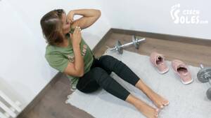 Fitness Girl Feet Porn Hd - Full Video - Strong girl workout and her small sexy feet (gym feet, workout  feet, foot POV, sneakers, barefoot) | Pornhub