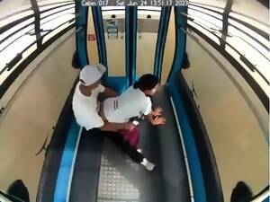 Ecuador Porn Uncensored - Sex In Aerovia - Ecuador - EPORNER