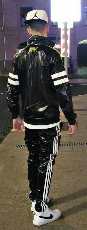 Adidas Women Porn - Gay-Sneaker-Porn Made in Germany