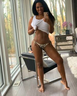 ebony model nude kenya moore - RHOA star Kenya Moore proudly shows off new body after she gained 25 pounds  in quarantine | The US Sun
