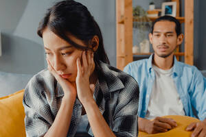 Forced Bisexual By Girlfriend Captions - 8 Signs Of A Bisexual Husband/Wife And Ways To Support Them