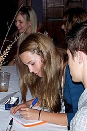 Disney Lesbian Porn Bridgit Mendler - Bridgit Mendler - Wikipedia