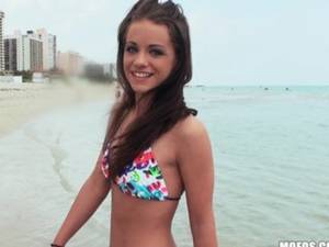 extreme bikini anal - Bikini clad brunette Michelle Bella is fucked in her hotel room