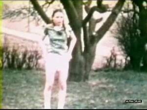 70s Piss Porn - Golden shower 70s .part 2 - XNXX.COM