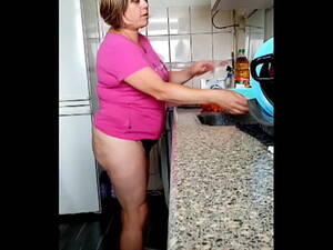 kitchen porn hidden cam - Hidden camera in the kitchen on vacation - PORNORAMA.COM