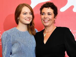 Emma Stone Nude Lesbian - Emma Stone lesbian sex scenes 'awfully fun': Olivia Colman | Canoe.Com