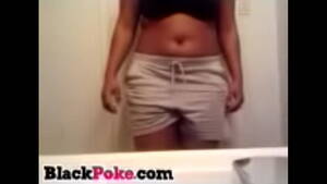 busty black milf clothed unclothed - Busty black babe takes off her clothes - XVIDEOS.COM