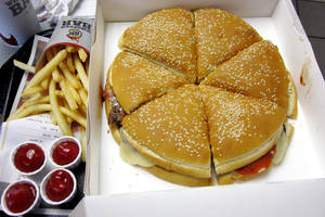 Food Chain Porn - Here is the Pizza Burger from Burger King: 2520 calories. Not sure I'