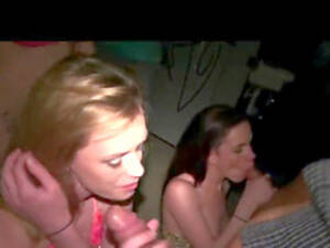 Homemade Bisexual Gangbang - Swimsuit gangbang, à¤µà¤¹ school bathroom, homemade bisexual friends party -  porn video N20373991