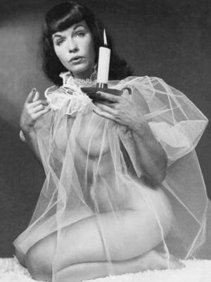 Celebrity Vintage Porn Lingerie - Vintage stars in lingerie. I mean, really, how much more fun can you get  wearing vintage lingerie? See if you can guess who is who!