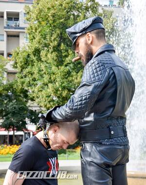 Cazzo Gay Black Porn - Italian leather stallion Leather Big Wolf fucks Scottish fuckpig Axl Black's  dirty asshole | Big Cock Nude Men Pics