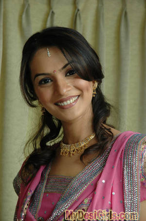 naked pakistani girls facebook - naked girl at jungle