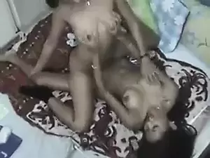 Filipina Lesbian Scissoring - Amateur Tribadism (Pinay) | xHamster