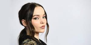 Dove Cameron Lesbian Sex - Dove Cameron Reveals Dysphoria, Identity Struggles in Emotional Post