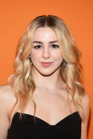 Chloe From Dance Moms - Chloe Lukasiak - Free pics, galleries & more at Babepedia