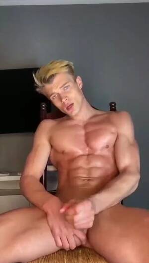 German Big Dick Porn - German model shows off big dick - ThisVid.com