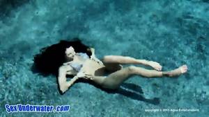 Kinky Underwater Sex - Underwater Sex Adventures