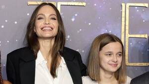 Angelina Jolie Having Sex - Angelina Jolie Hires Daughter Vivienne for Broadway Show