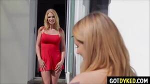 hot cougars next door lesbian - Lesbian-sex-with-sexy-cougar-neighbor | Lesbian - M04 - XFREEHD