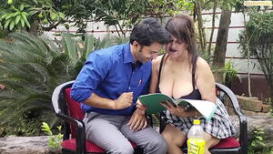 milf boss seduces employee - Big tits milf lady boss seduces her employee to enjoy with her - XVIDEOS.COM