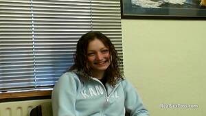 Her First Time - Her first time doing porn - XVIDEOS.COM