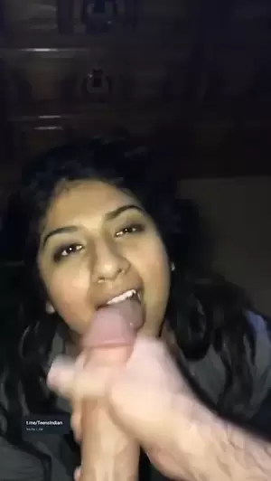 indian girls sucking huge cock - Indian girl sucking big cock | xHamster