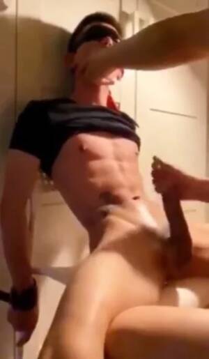 asian hand job tumblr - Handsome Chinese Athlete Handjob(è…¹è‚Œé«”è‚²ç”ŸæŽ§å°„ï¼‰ - ThisVid.com