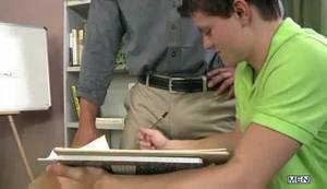 Bisexual Rimming - SEDUCING THE PROFESSOR