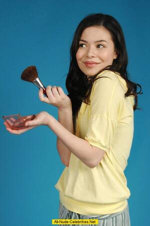 Miranda Cosgrove Real Celebrity Porn - Miranda Cosgrove sexy promo photoshoots