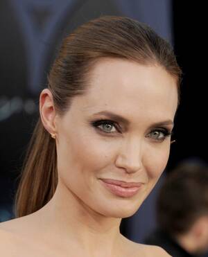 Facial Porn Angelina Jolie - See Angelina Jolie's Transformation Through the Years - Life & Style | Life  & Style