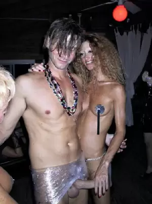 huge erect cock party - erect cock in publc - Swingers Blog - Swinger Blog - Hotwife Blog