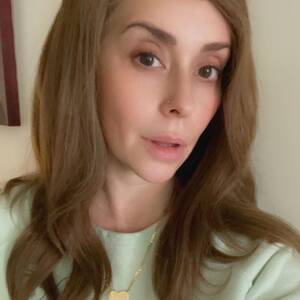 jennifer love hewitt lesbian porn - Jennifer Love Hewitt claims the only work she's had done is eyebrow  microblading : r/popculturechat