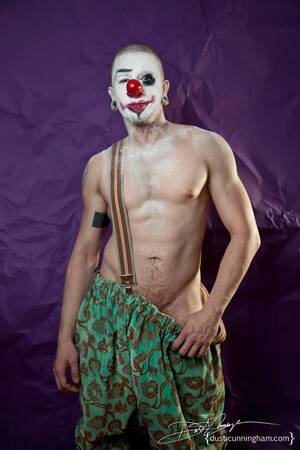 Clown Porn Nude Male Good Looking - Nude Male Clowns | Gay Fetish XXX