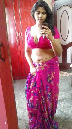naked indian fashion - Desi Bhabi, Indian Aunty, Women's Fashion, Auntie, Naked, Selfies, Angels,  Selfie, Angel