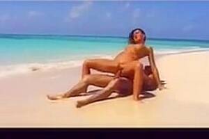 brunette beach fucking - Hot brunette beach sex