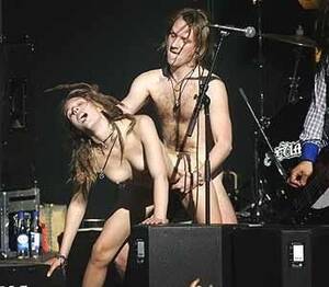 Concert Sex Porn - Couple had sex on stage during concert