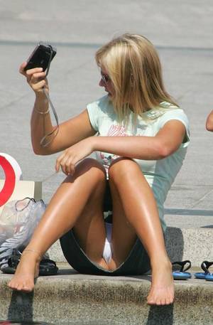 chicago upskirt voyeur - Candid upskirts,voyeur upskirts,upskirt no panties, all upskirts pics here!