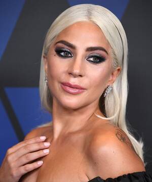 Lady Gaga Porn Blonde - Lady Gaga's Colorist Shares Healthy Blonde Hair Tips