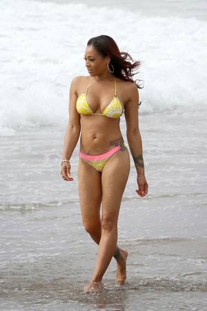 mimi faust sex tape porn - PORN STAR LOVE AND HIP HOP MIMI FAUST STRUTS HE BIKINI BOD ON THE BEACH IN  LA