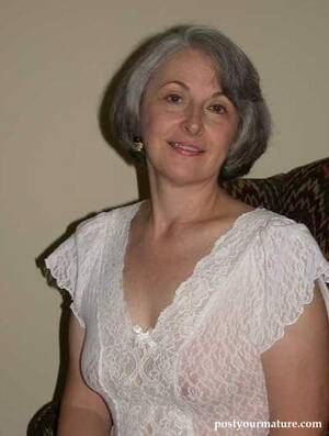 mature dark nipples - Roni's dark nipples - Mature sex photos