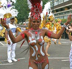 Carnival Tits - Women shows naked tits at the carnival - Naked and nude in public pictures.