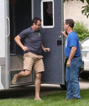 bare foot baby - Investigators used state-of-the-art mobile lab in raid on Fogle's house |  CTV News